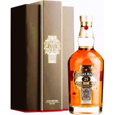 Віскі Chivas Regal 25 років витримки 0.7 л 40% у подарунковій упаковці (080432104040)